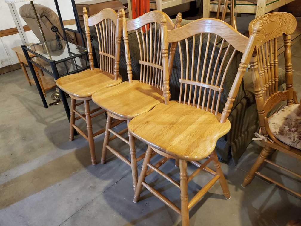 (3) WOODEN HIGH/BAR SWIVEL CHAIRS