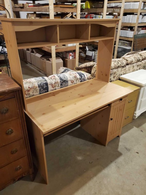 WOODEN OFFICE/COMPUTER DESK W/SHELF (47"W X 59"H X 24"D)
