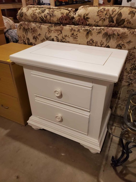 WHITE WOODEN 2-DRAWER NIGHT STAND (26"W X 26"H X 17"D)