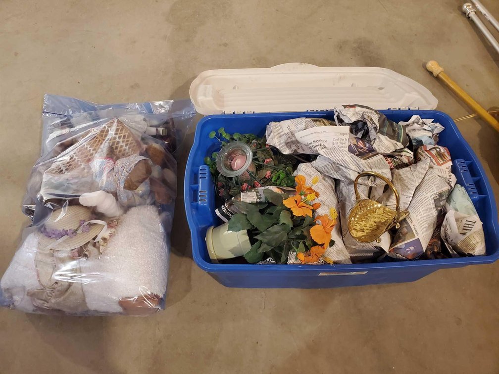 LARGE TOTE OF HOME DECOR, DOLLS, AND MISC