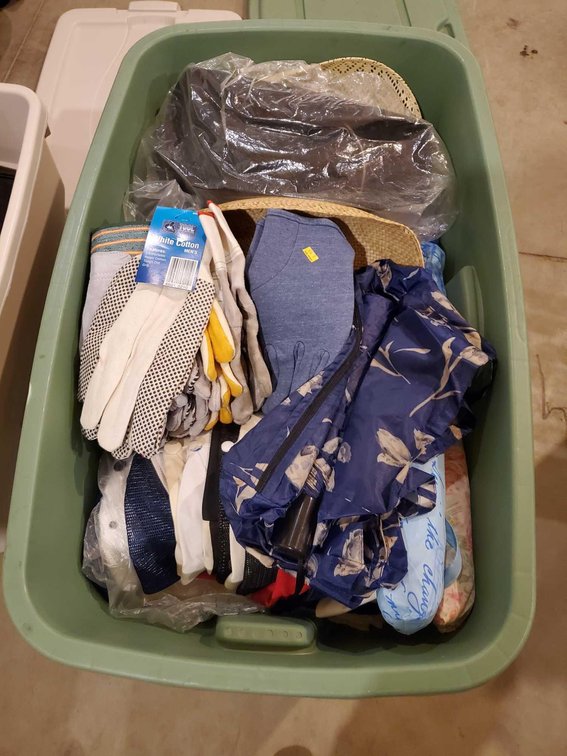 LARGE ASSORTMENT OF BAGS, PURSES, UMBRELLAS, HATS, AND MISC