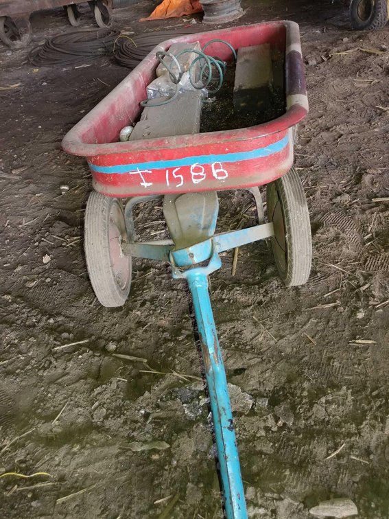 (I-158B) VINTAGE RED WAGON 