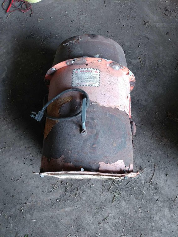 (I-139B) BUTLER BIN FAN 110 VOLT 12" 