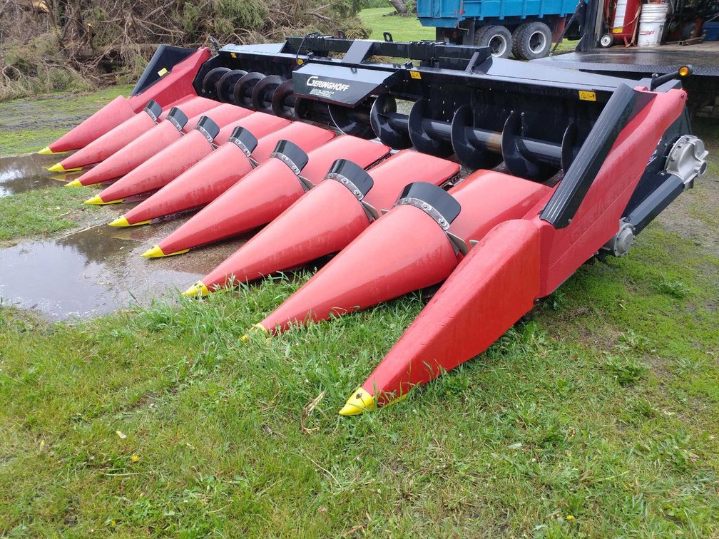 (I-110B) GERINGHOFF 8 ROW CORN HEAD AUTO HEAD HEIGHT 