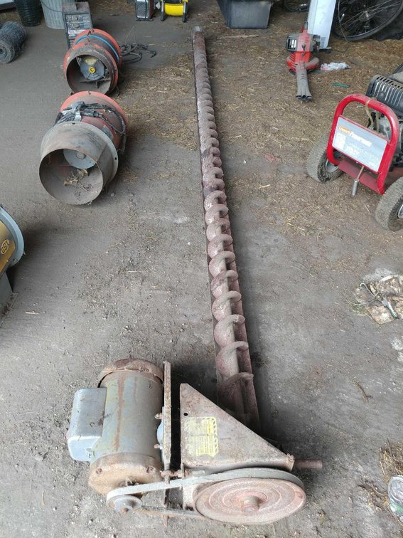 (I-81C) 13' GRAIN BIN AUGER SWEEP W/ MOTOR