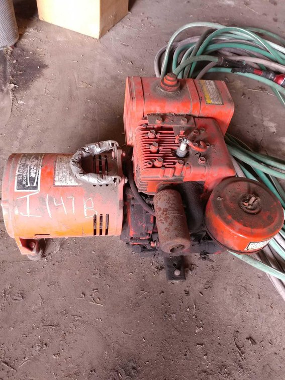 (I-147B) GAS 3000 WATT PINCOR GENERATOR, RAN WHEN LAST USED 