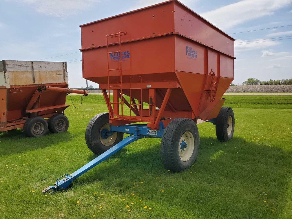 (I-19A) KILL BROS MODEL 1280 385 BUSHEL GRAVITY BOX, 12 TON