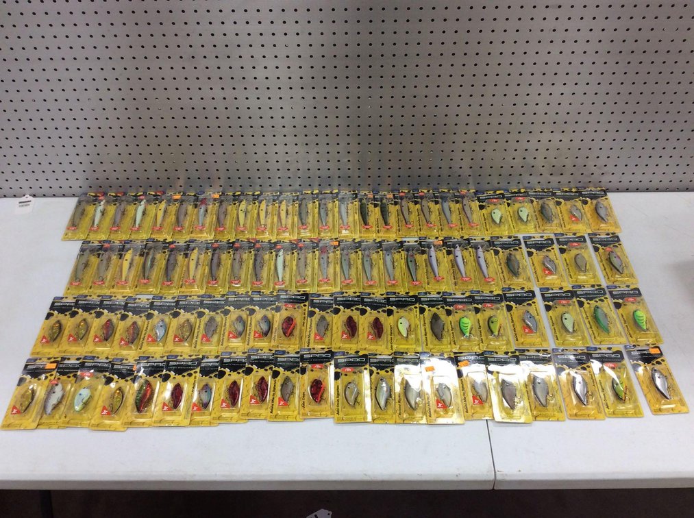 LARGE ASSORTMENT OF SPRO CRANK BAITS