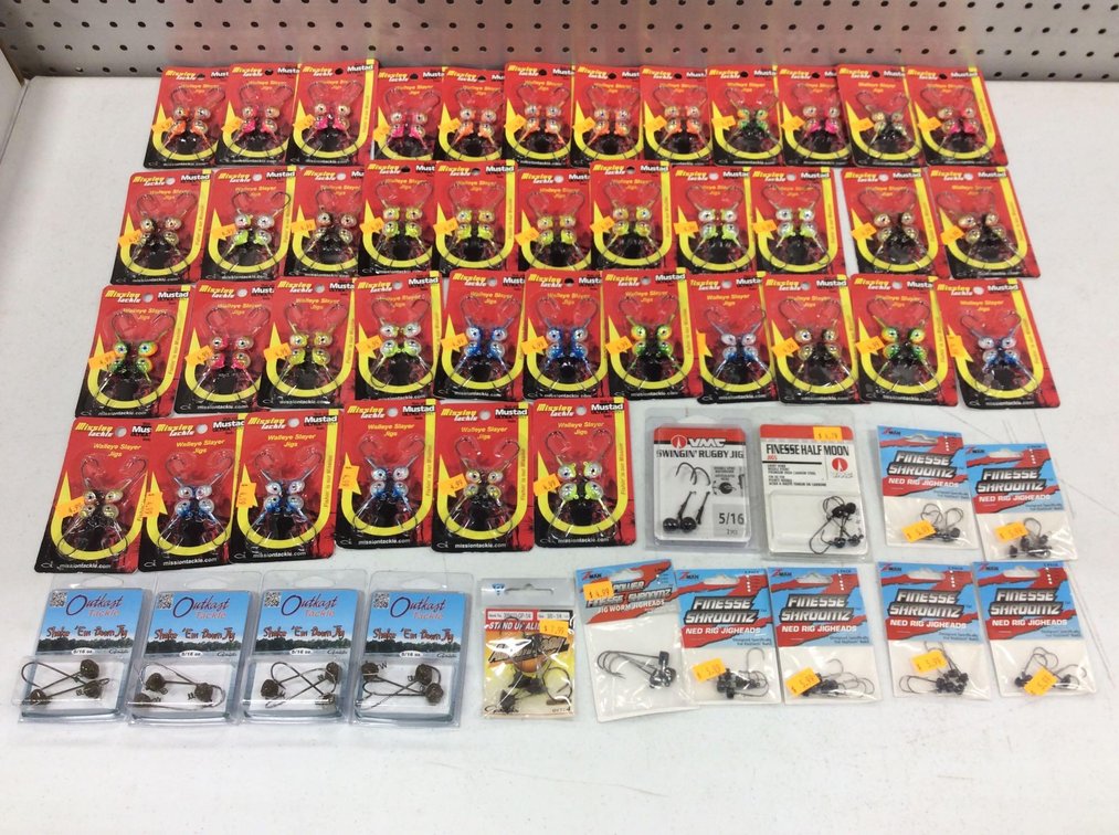 ASSORTMENT OF JIGS