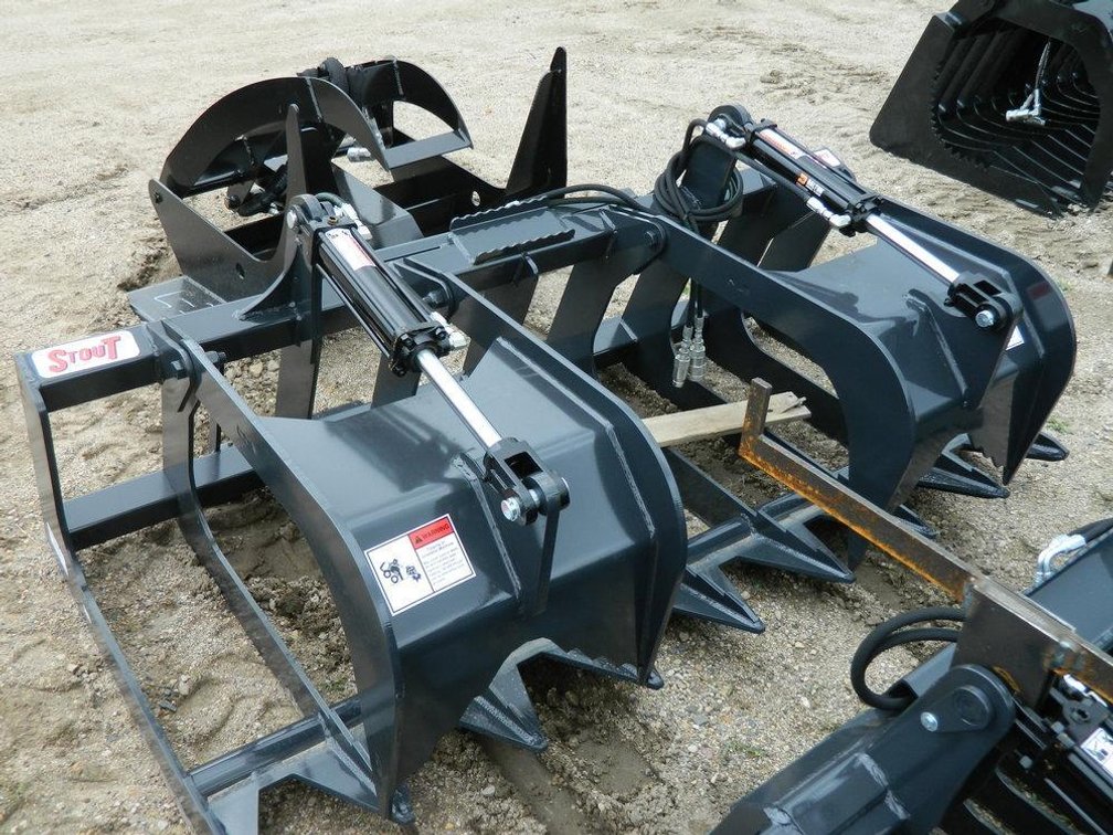 UNUSED STOUT BRUSH GRAPPLE HD72-8 W/ SKID STEER QUICK ATTACH ​​​​​​​ (ITEM AT ZIELSDORF AUCTIONS)