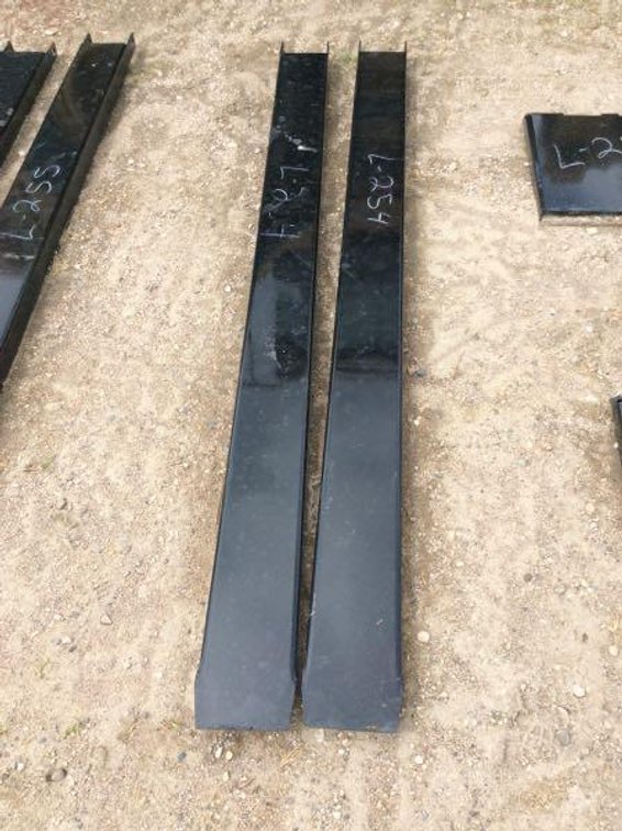 SET OF PALLET FOR EXTENSIONS 7 FOOTERS (ITEM AT ZIELSDORF AUCTIONS)