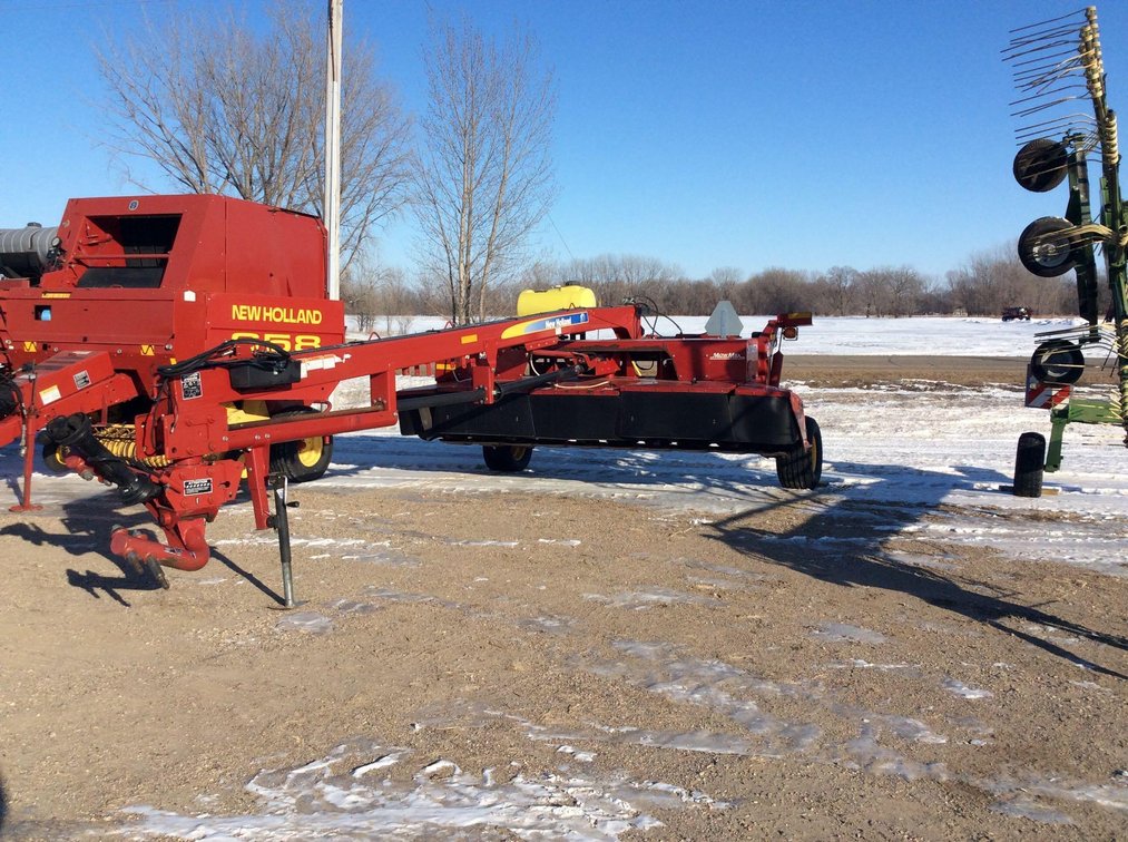 New Holland H7450, SWATH WIDTH 13FT, 1000 PTO,