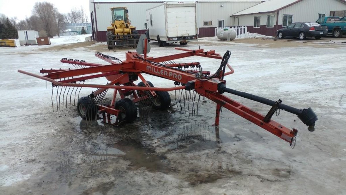 MILLER PRO ROTARY RAKE 540 PTO 