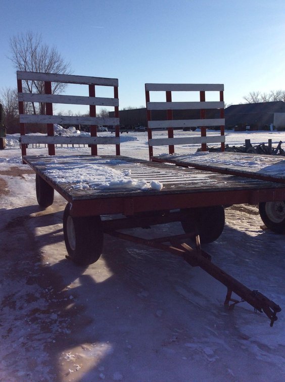 HEAVY-DUTY HAY RACK 8'X19' 6 BOLT AXLES