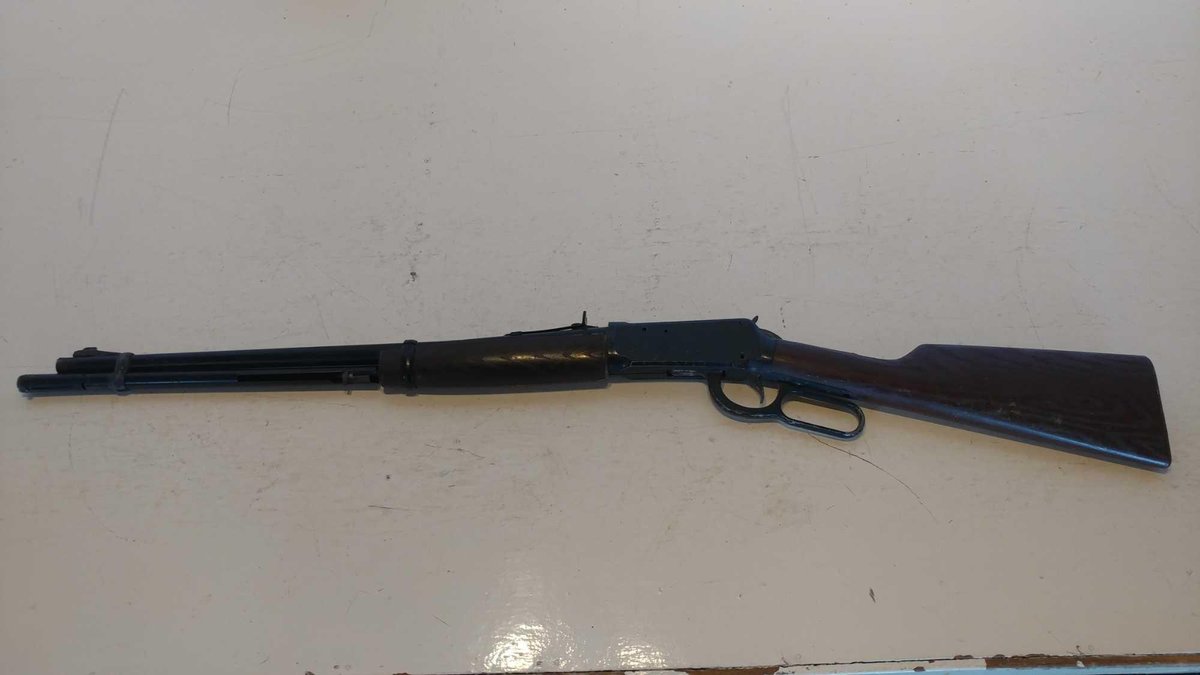DAISY MODEL 1894 BB GUN (NEEDS REPAIR)