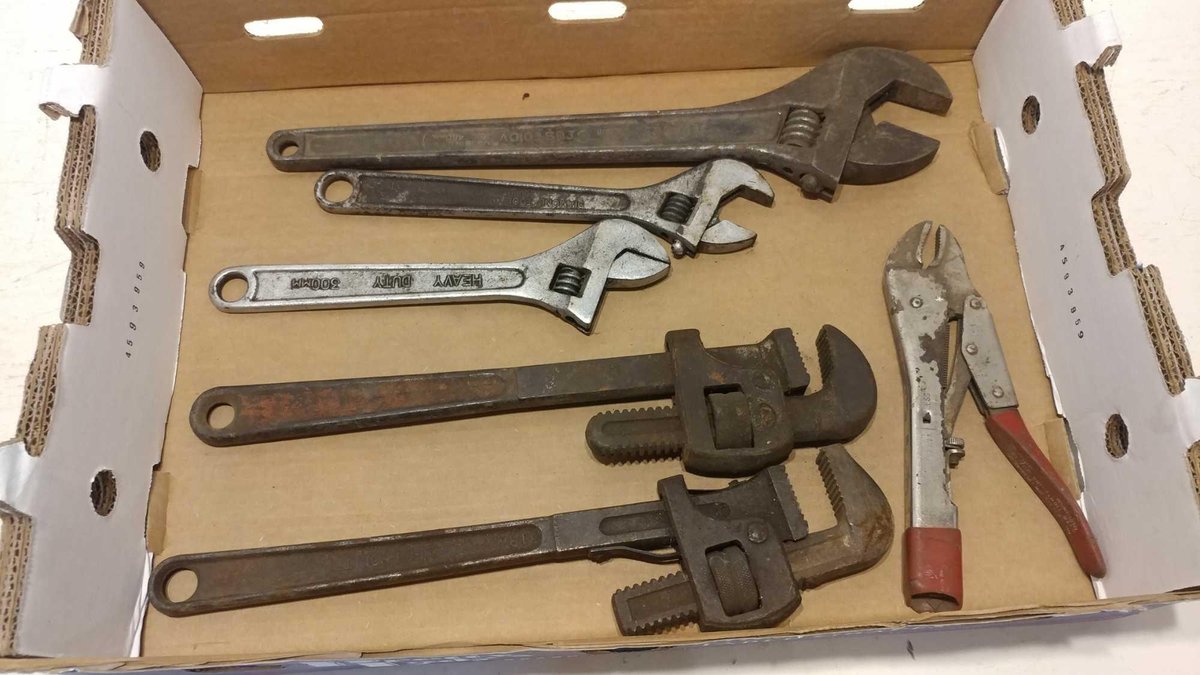 (2) LARGE PIPE WRENCHES, (3) CRESENT WRENCHES, AND VISE GRIP