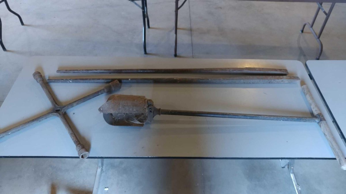 (2) LARGE PRY BARS, POST HOLE DIGGER, AND LARGE TIRE IRON