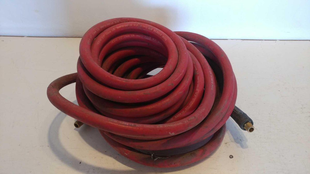 1/2" AIR COMPRESSOR HOSE, 300 PSI