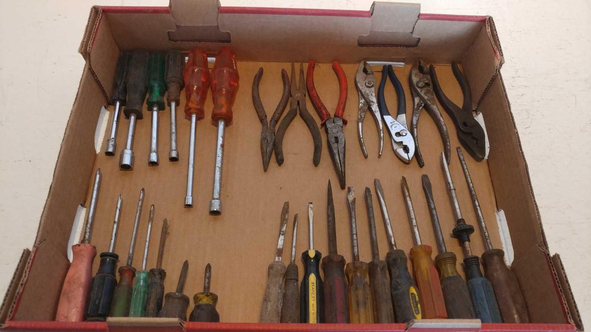 PHILLIPS & FLAT SCREWDRIVERS, PLIERS, NEEDLE NOSE, AND NUT DRIVERS
