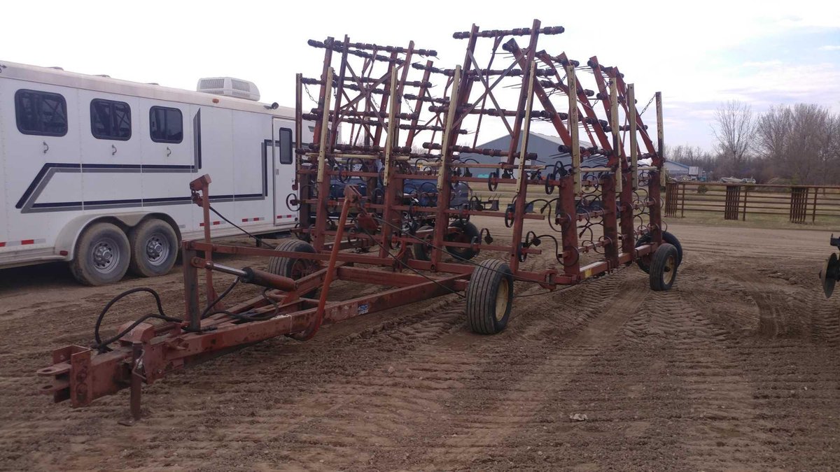 36' MELROE 3 RANK MULTI-WEEDER W/ HD DRAG (ITEM AT ZIELSDORF AUCTIONS)
