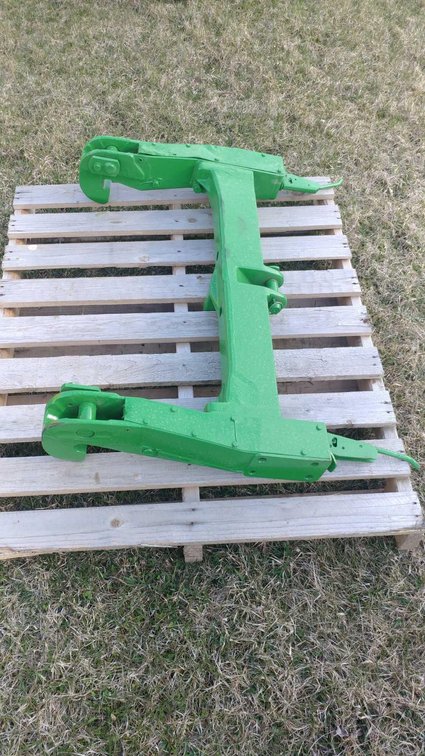JOHN DEERE CAT 3 HD QUICK HITCH (ITEM AT ZIELSDORF AUCTIONS)