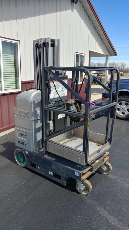 JLG 20MVL ELECTRIC MANLIFT, SN#0130016602, MAX PLATFORM HEIGHT 19.5 FT
