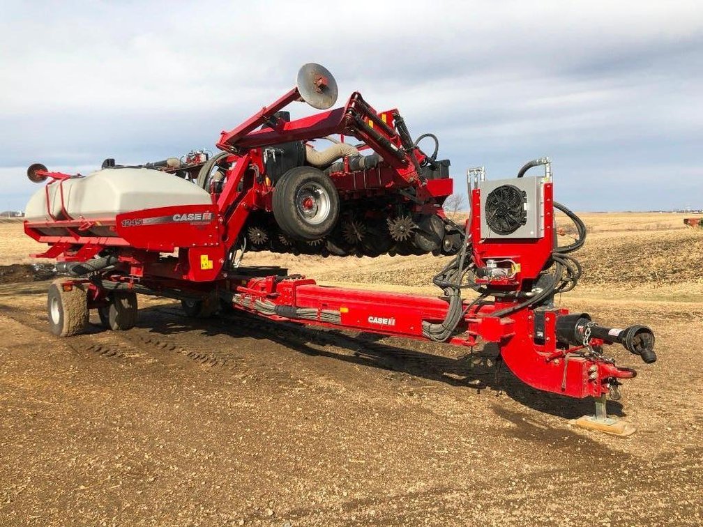 2014 CASE IH EARLY RISE 1245  PIVOT PLANTER, 12/23, 15"X30", BULK FILL, TELESCOPING HITCH, 1000 PTO 