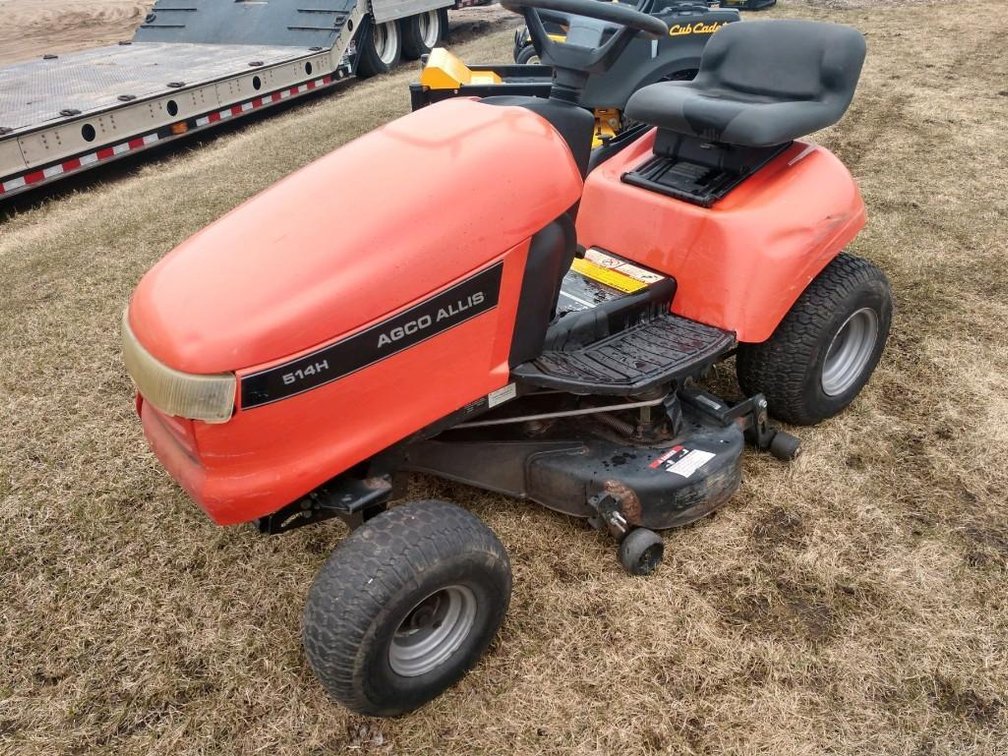 AGCO ALLIS 514H LAWN TRACTOR, 38" CUT, 14 HP VANGUARD, HYDRO (FOR MORE INFO