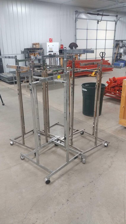 (4) CLOTHES HANGING DISPLAY RACKS