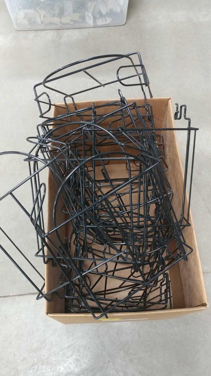 ASSORTMENT OF HANGERS FOR PEGBOARD OR GRID WALL