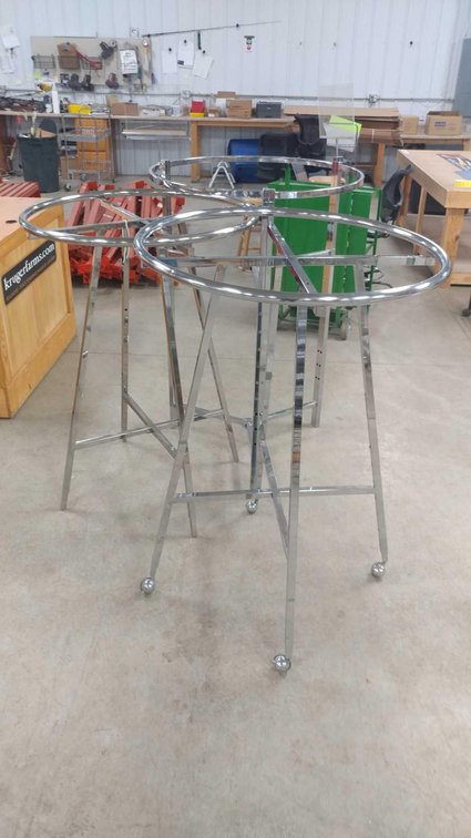 (3) CLOTHES HANGING DISPLAY RACKS