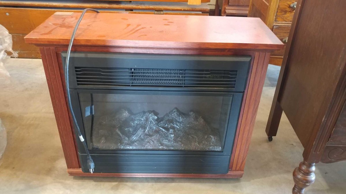 HEAT SURGE ELECTRIC FIREPLACE SPACE HEATER