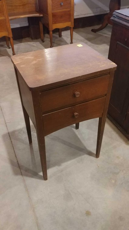 WOODEN 2-DRAWER NIGHT STAND