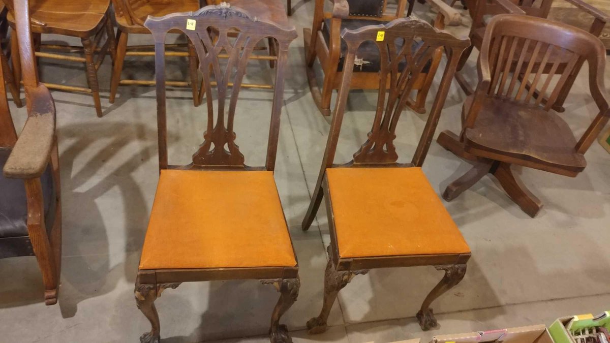 (2) MATCHING VINTAGE CHAIRS