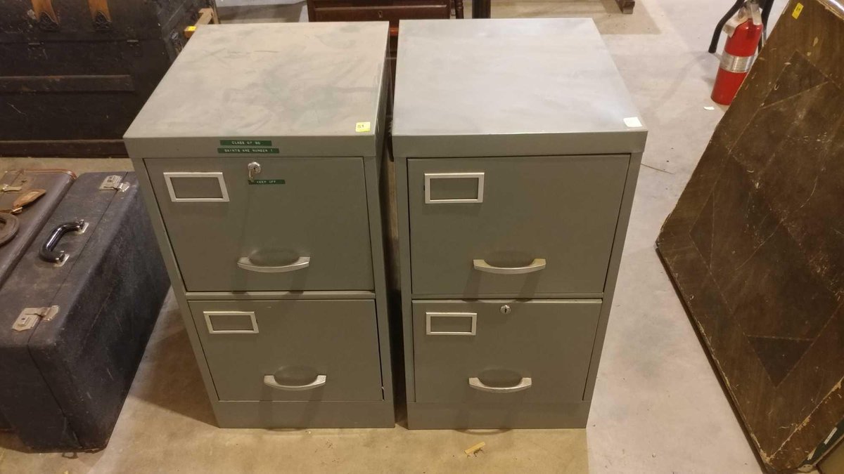 (2) 2-DRAWER FILE CABNETS