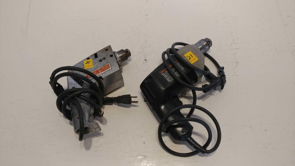 BLACK & DECKER 3/8" DRILL AND POWER HOUSE 1/4" DRILL