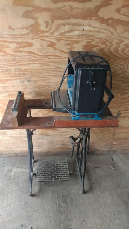 RYOBI 10" SURFACE PLANER