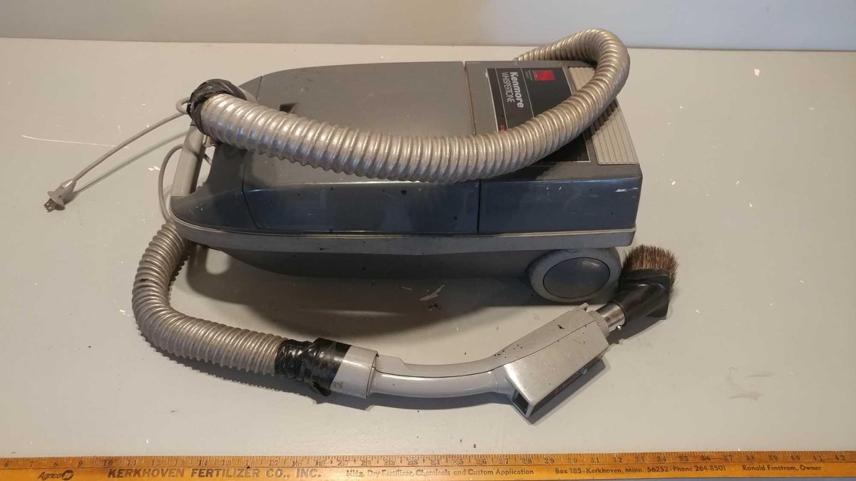 KENMORE WHISPERTONE 4.5 PORTABLE VACUUM 