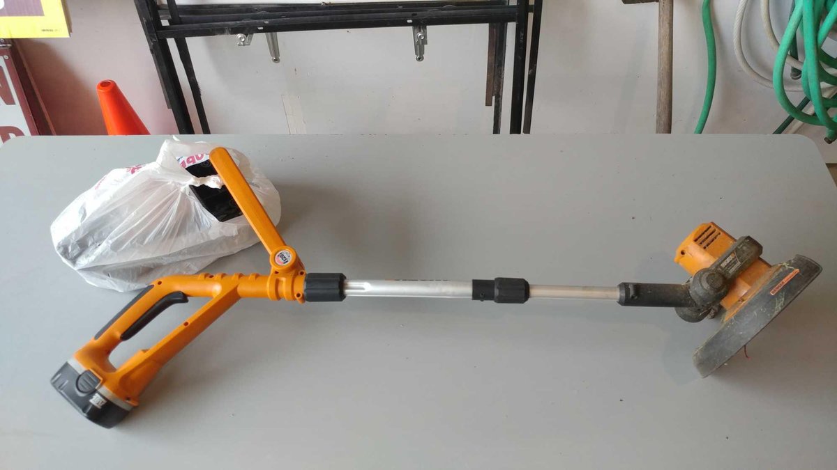 WORKX POWERTANK WEED WACKER (18V, Ni-Cd BATTERY)