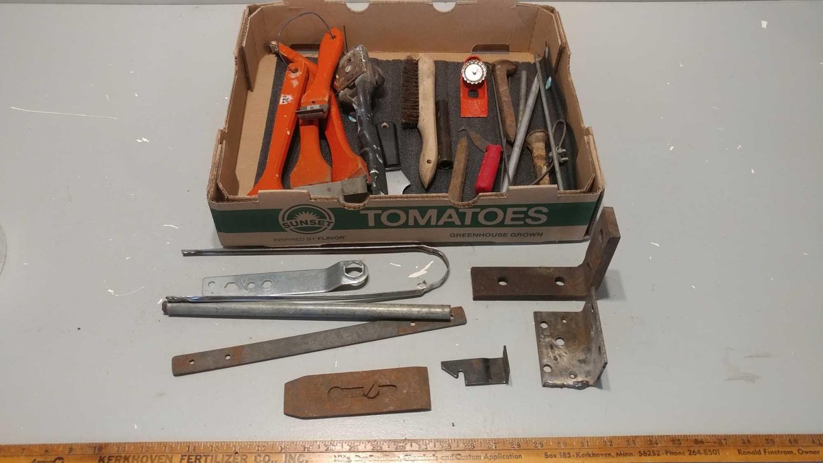 WAGNER ELECTRIC POWER STRIPPER and ASSORTMENT OF PAINT SCRAPERS