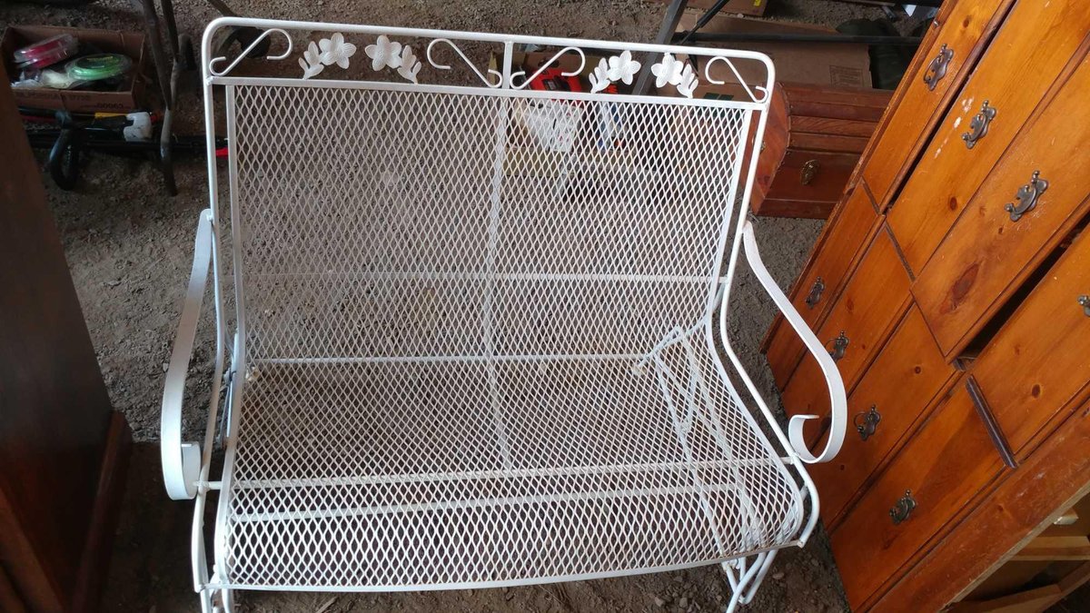 2-PERSON METAL PORCH GLIDER (L 41")