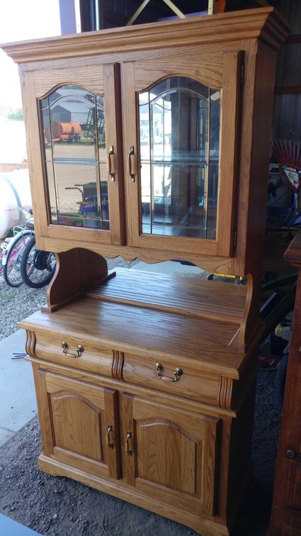 TWO-PIECE HUTCH w/GLASS CABINETS & TOP-MOUNTED DISPLAY LIGHT (79" x 40" x 18")
