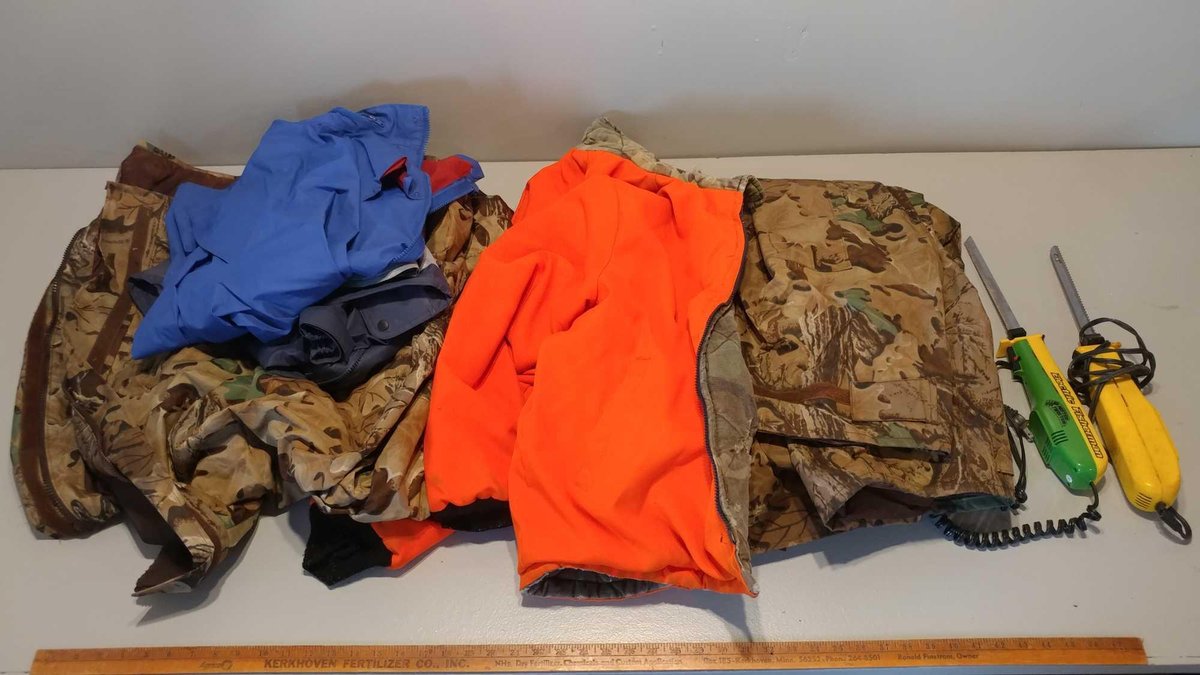 ASSORTMENT OF HUNTING JACKETS and (2) ELECTRIC FILLET KNIVES