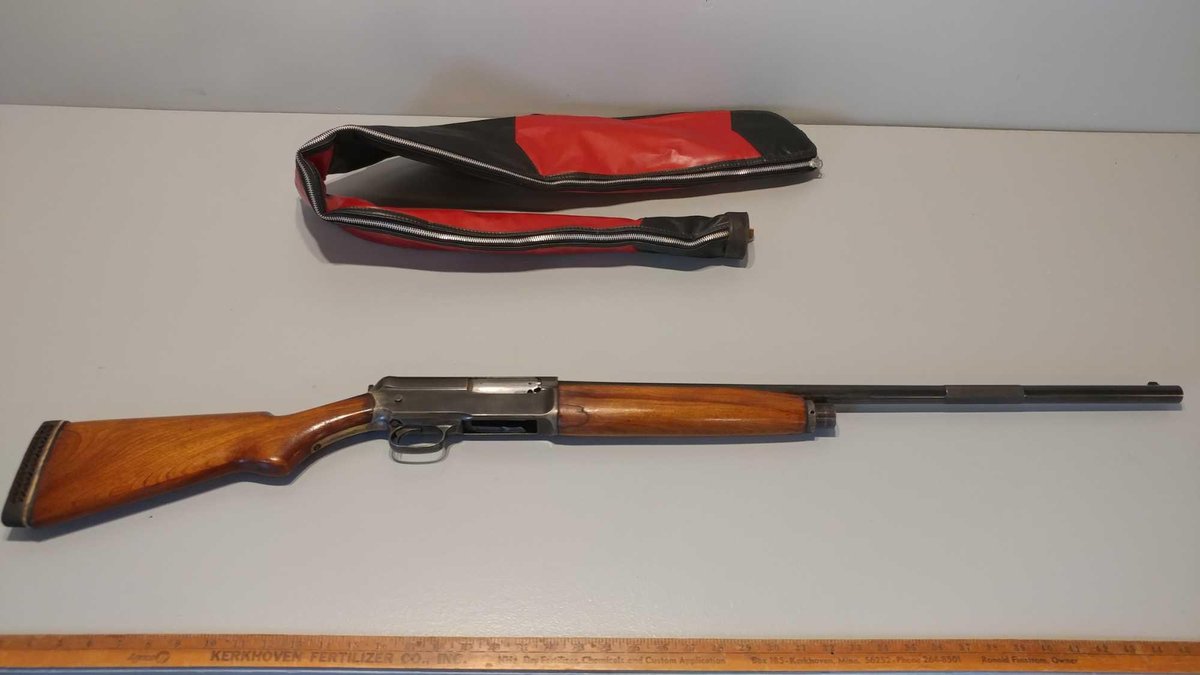 WINCHESTER 12 GAUGE, MODEL 1911 S.L., SEMI-AUTOMATIC w/CASE