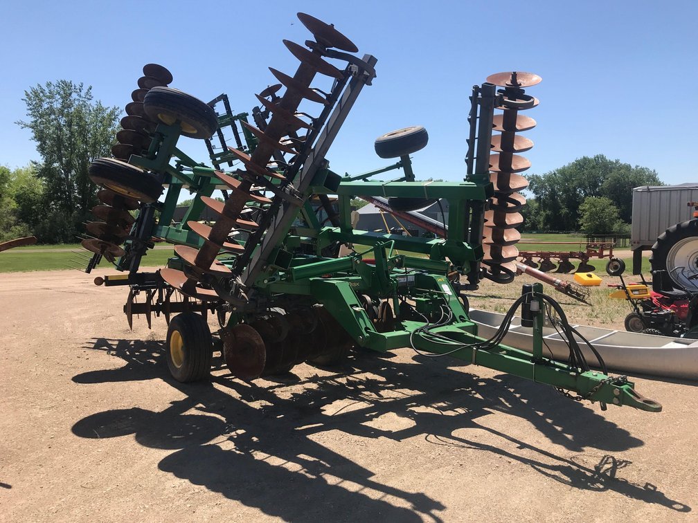JOHN DEERE 637 26'5" ROCK DISK 3 BAR HARROW, WALKING TANDEMS (ITEM AT ZIELSDORF AUCTIONS)