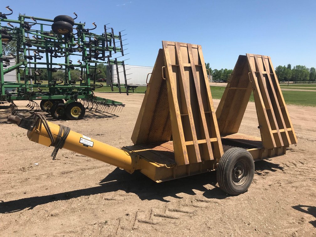 ADRIAN 10" HYD DRIVE QUICK-PIT DRIVE-OVER AUGER (ITEM AT ZIELSDORF AUCTIONS)
