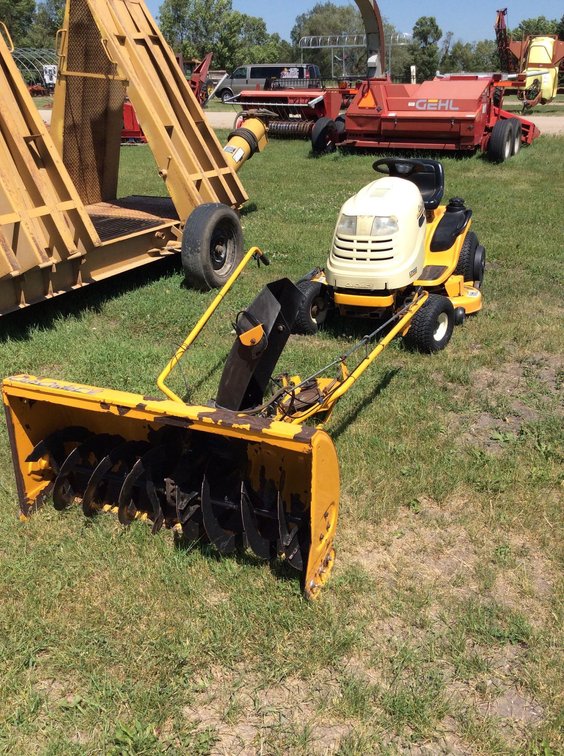CUB CADET LT1022 RIDING LAWN MOWER 46" MOWER DECK, 42" SNOWBLOWER, TIRE CHAINS, REAR WHEEL WEIGHTS, 