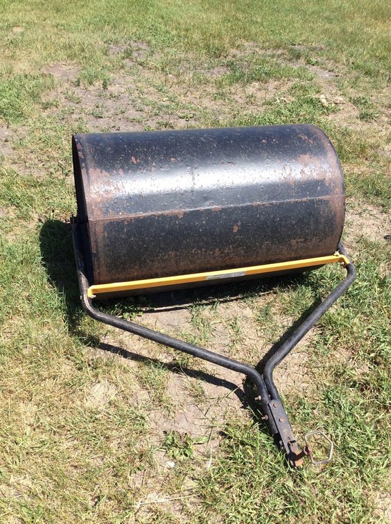 AGRA FAB PULL TYPE ROLLING PACKER  (ITEM AT ZIELSDORF AUCTIONS)