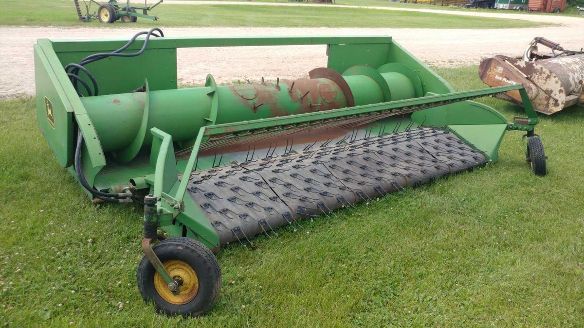 JOHN DEERE 5 BELT PICK UP HEAD (LOCATED AT ZIELSDORF AUCTIONS - BENSON, MN)