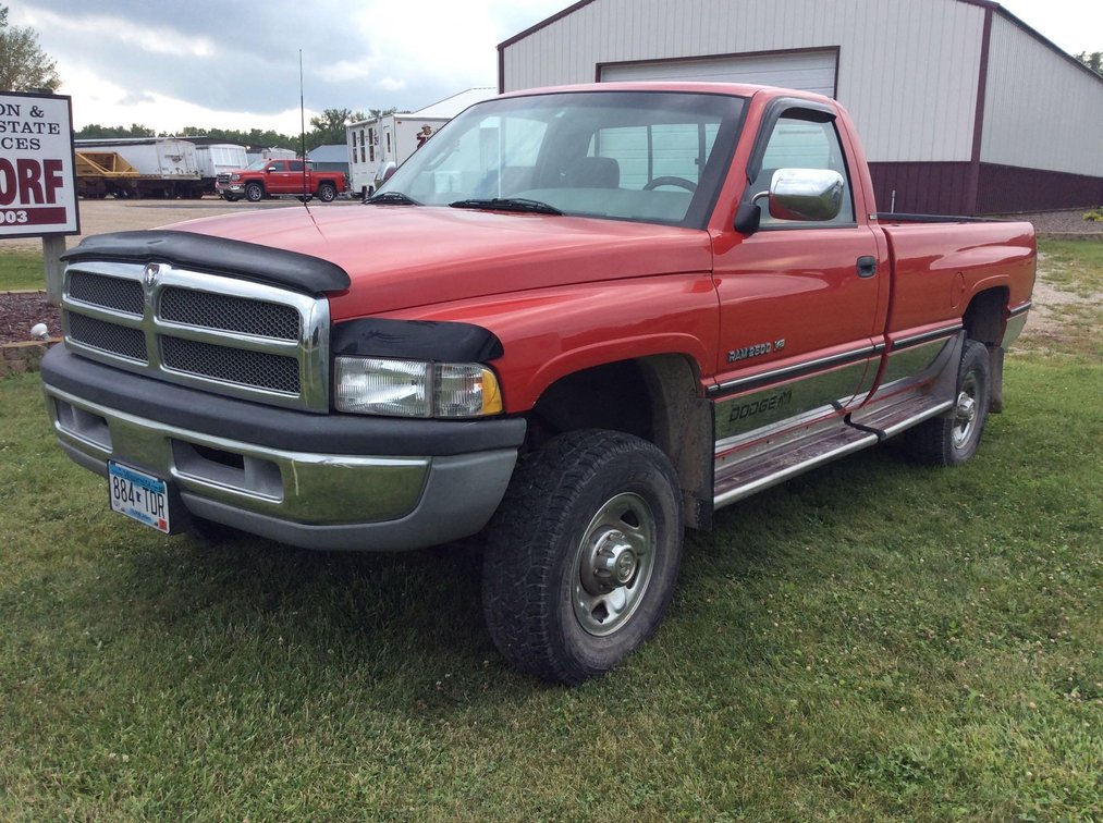 (TITLE) 1995 DODGE RAM 2500, 110,500 MILES, 5.9 V8, REGULAR CAB, HD BREAK PACKAGE, AUTO TRANS, SLT, 